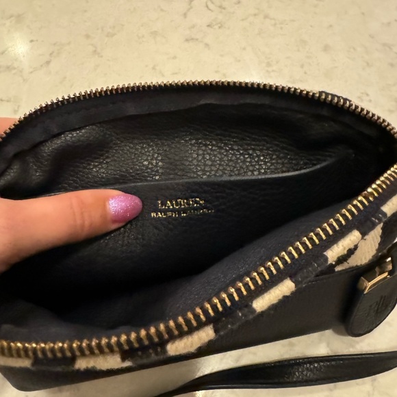 Ralph Lauren cream and navy shoulder bag with adjustable leather strap - Picture 9 of 16